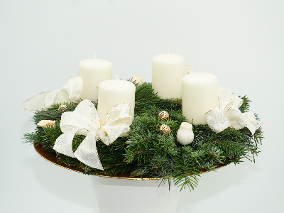 Adventskranz klassisch creme
